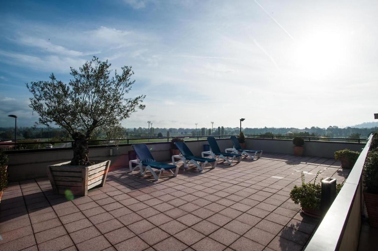 Oliver Hotel Ангиари Екстериор снимка